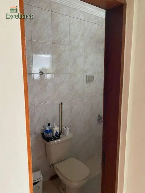 Sobrado com 3 quartos à venda, 130m2 em Vila Matilde, São Paulo - SP - imagem 8 Foto 8 de Sobrado com 3 quartos à venda, 130m2 em Vila Matilde, São Paulo - SP