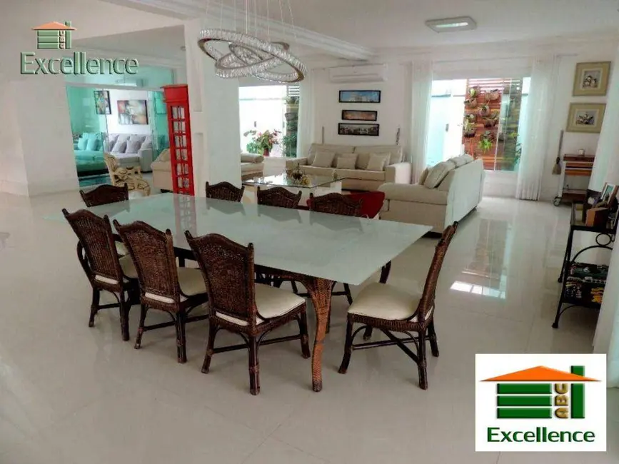 Sobrado com 6 quartos à venda, 1000m2 em Jardim Acapulco, Guaruja - SP - imagem 5 Foto 5 de Sobrado com 6 quartos à venda, 1000m2 em Jardim Acapulco, Guaruja - SP