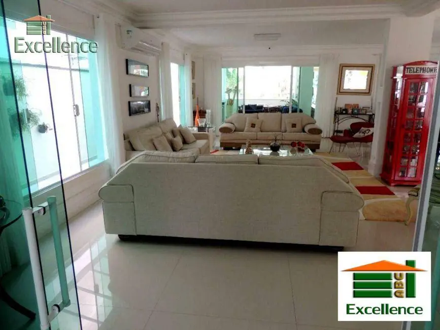 Sobrado com 6 quartos à venda, 1000m2 em Jardim Acapulco, Guaruja - SP - imagem 7 Foto 7 de Sobrado com 6 quartos à venda, 1000m2 em Jardim Acapulco, Guaruja - SP