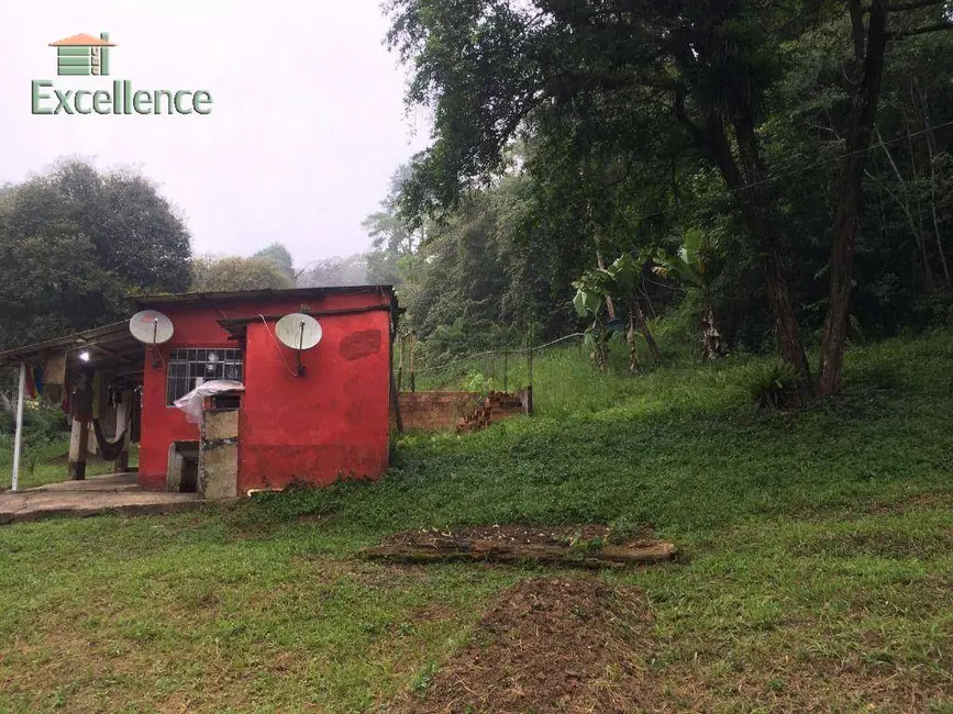 Chácara com 3 quartos à venda, 7000m2 em Ribeirao Pires - SP - imagem 6 Foto 6 de Chácara com 3 quartos à venda, 7000m2 em Ribeirao Pires - SP