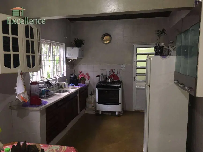 Chácara com 3 quartos à venda, 7000m2 em Ribeirao Pires - SP - imagem 9 Foto 9 de Chácara com 3 quartos à venda, 7000m2 em Ribeirao Pires - SP