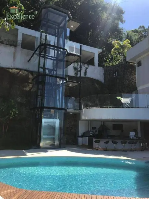 Foto 4 de Casa com 4 quartos à venda, 2500m2 em Silop, Ubatuba - SP