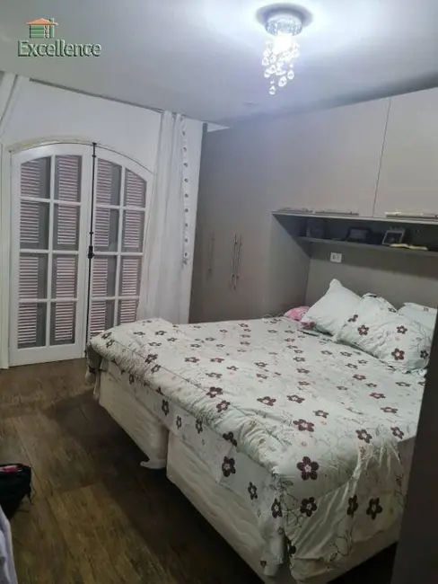Foto 8 de Casa com 3 quartos à venda, 283m2 em Ribeirao Pires - SP