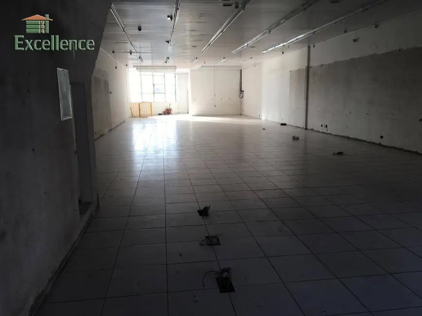 Armazém / Galpão para alugar, 1474m2 em Osvaldo Cruz, Sao Caetano Do Sul - SP - imagem 3 Foto 3 de Armazém / Galpão para alugar, 1474m2 em Osvaldo Cruz, Sao Caetano Do Sul - SP