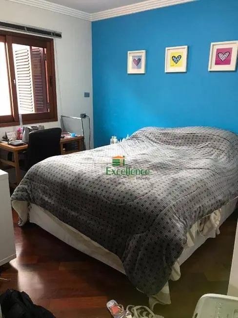 Foto 8 de Sobrado com 3 quartos à venda, 250m2 em Vila Bastos, Santo Andre - SP