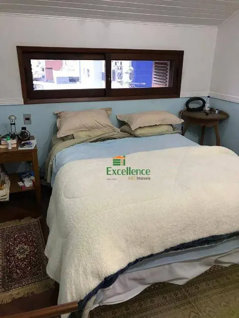 Foto 9 de Sobrado com 3 quartos à venda, 250m2 em Vila Bastos, Santo Andre - SP