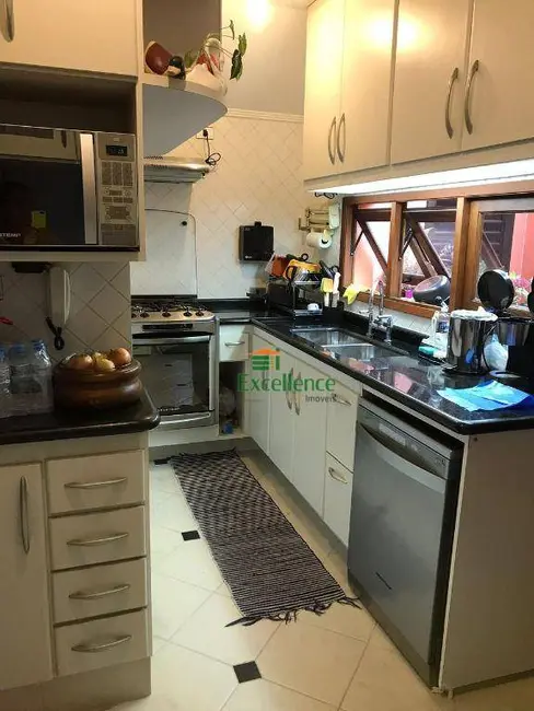 Foto 4 de Sobrado com 3 quartos à venda, 250m2 em Vila Bastos, Santo Andre - SP