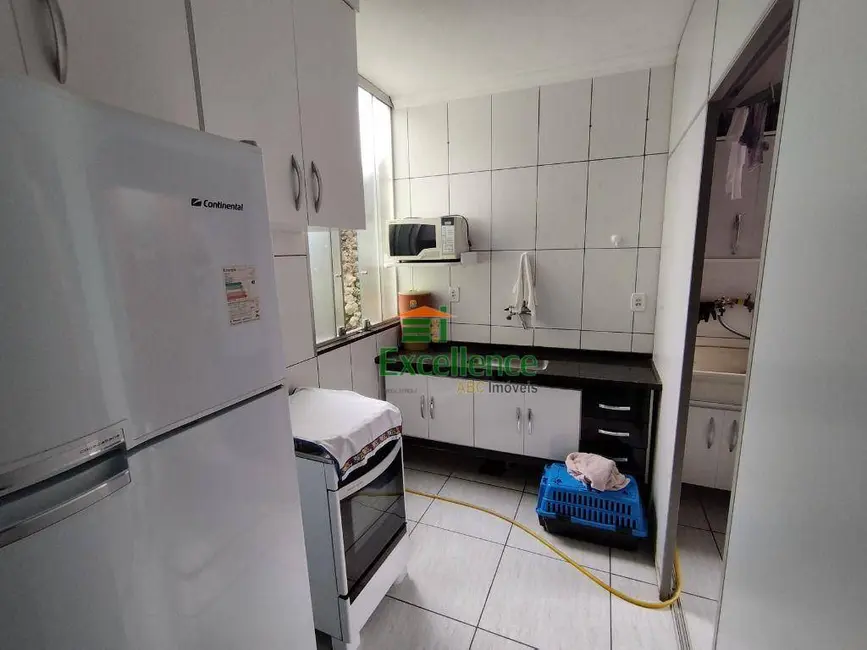 Foto 5 de Casa com 2 quartos à venda e para alugar, 250m2 em Vila Tibiriçá, Santo Andre - SP