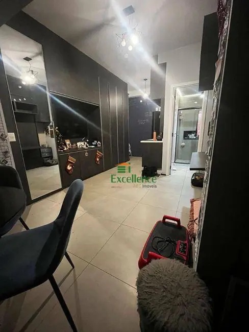 Kitnet com 1 quarto para alugar, 30m2 em Aclimação, São Paulo - SP - imagem 4 Foto 4 de Kitnet com 1 quarto para alugar, 30m2 em Aclimação, São Paulo - SP