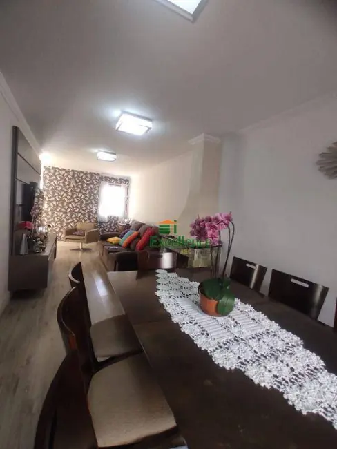 Foto 4 de Sobrado com 3 quartos à venda, 161m2 em Mauá, Sao Caetano Do Sul - SP