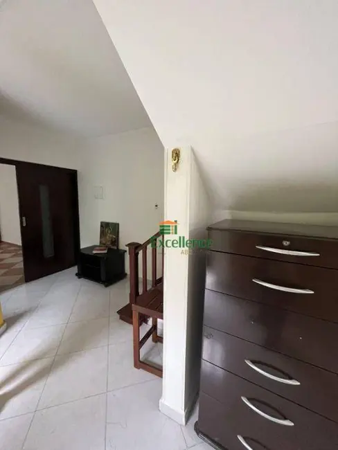 Foto 2 de Casa com 5 quartos à venda, 175m2 em Quarta Parada, São Paulo - SP