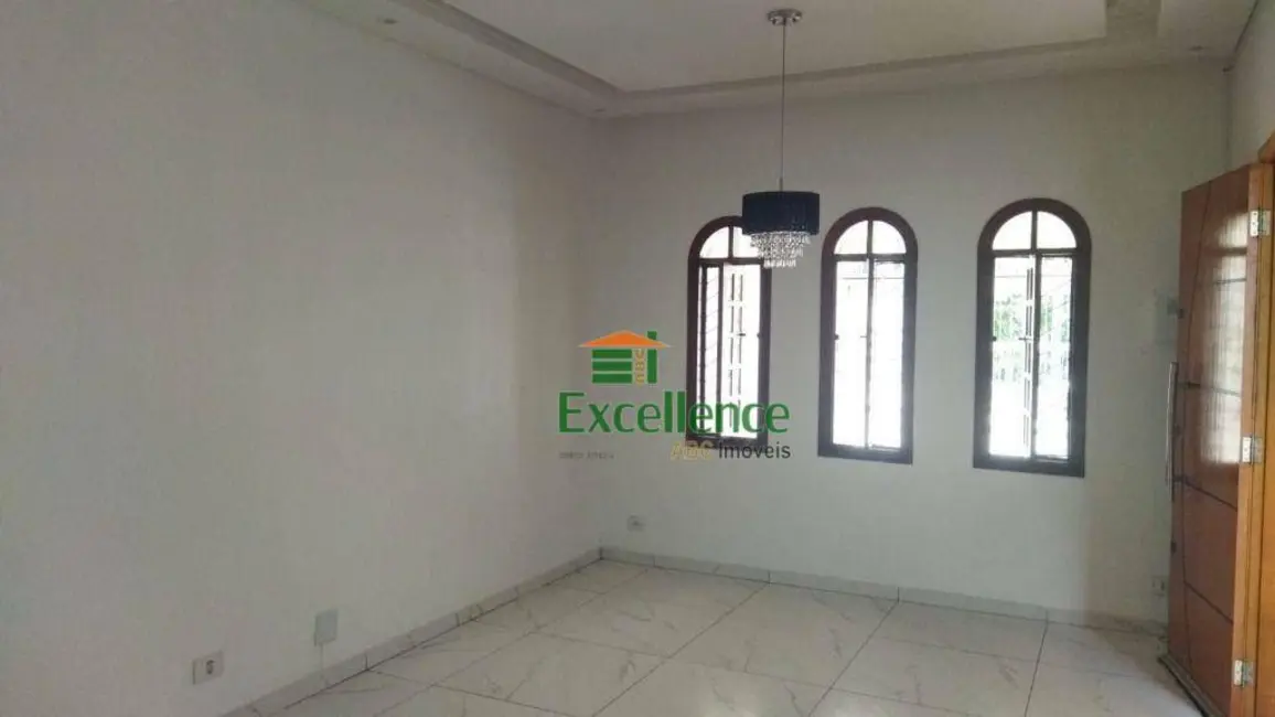 Sobrado com 3 quartos à venda, 280m2 em Jardim Vila Formosa, São Paulo - SP - imagem 9 Foto 9 de Sobrado com 3 quartos à venda, 280m2 em Jardim Vila Formosa, São Paulo - SP