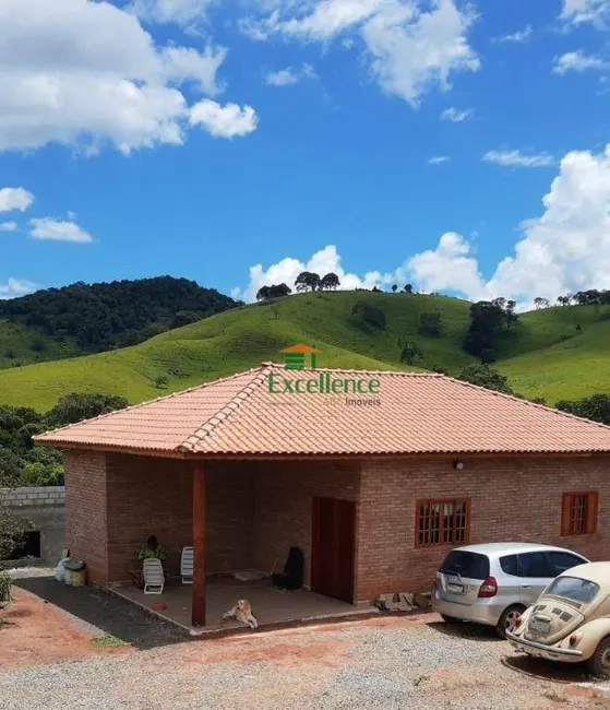 Foto 1 de Chácara com 2 quartos à venda, 5938m2 em Cambui - MG