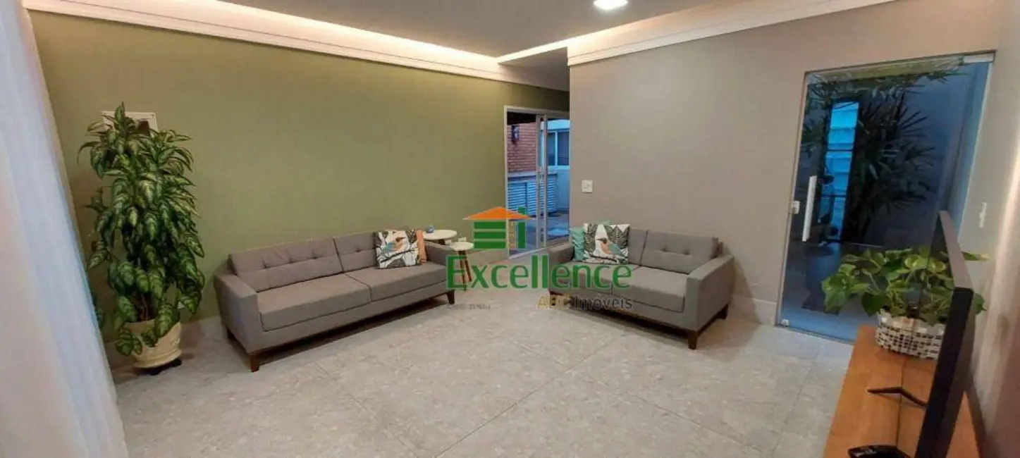 Foto 1 de Sobrado com 4 quartos à venda, 197m2 em Campestre, Santo Andre - SP