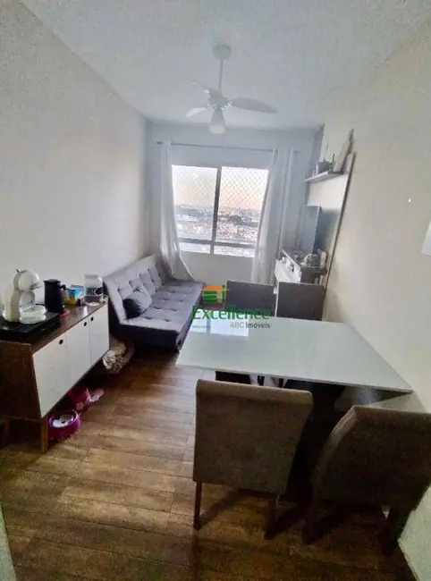 Foto 2 de Apartamento com 2 quartos à venda, 44m2 em Canhema, Diadema - SP