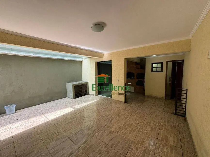 Foto 2 de Sobrado com 4 quartos à venda, 264m2 em Vila Pires, Santo Andre - SP