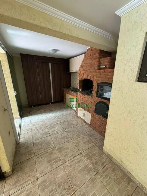 Foto 9 de Sobrado com 4 quartos à venda, 264m2 em Vila Pires, Santo Andre - SP