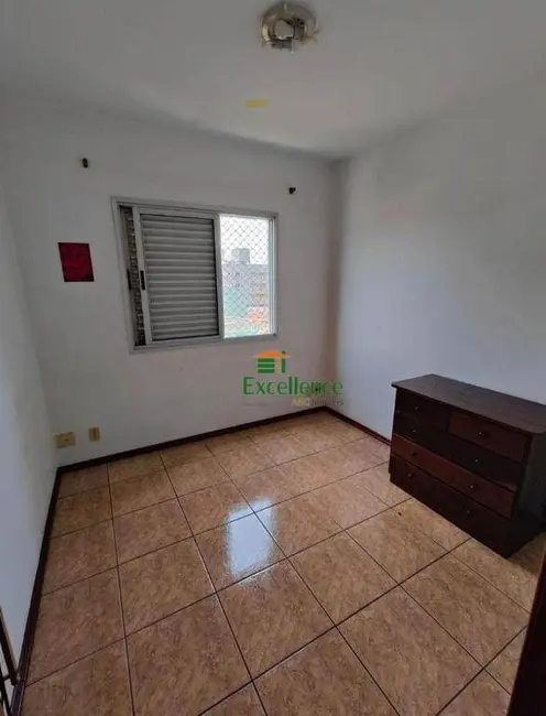 Apartamento com 2 quartos para alugar, 80m2 em Vila São Pedro, Santo Andre - SP - imagem 8 Foto 8 de Apartamento com 2 quartos para alugar, 80m2 em Vila São Pedro, Santo Andre - SP