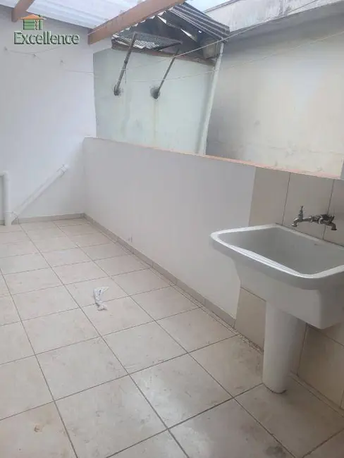 Casa com 2 quartos para alugar, 105m2 em Santa Maria, Sao Caetano Do Sul - SP - imagem 5 Foto 5 de Casa com 2 quartos para alugar, 105m2 em Santa Maria, Sao Caetano Do Sul - SP