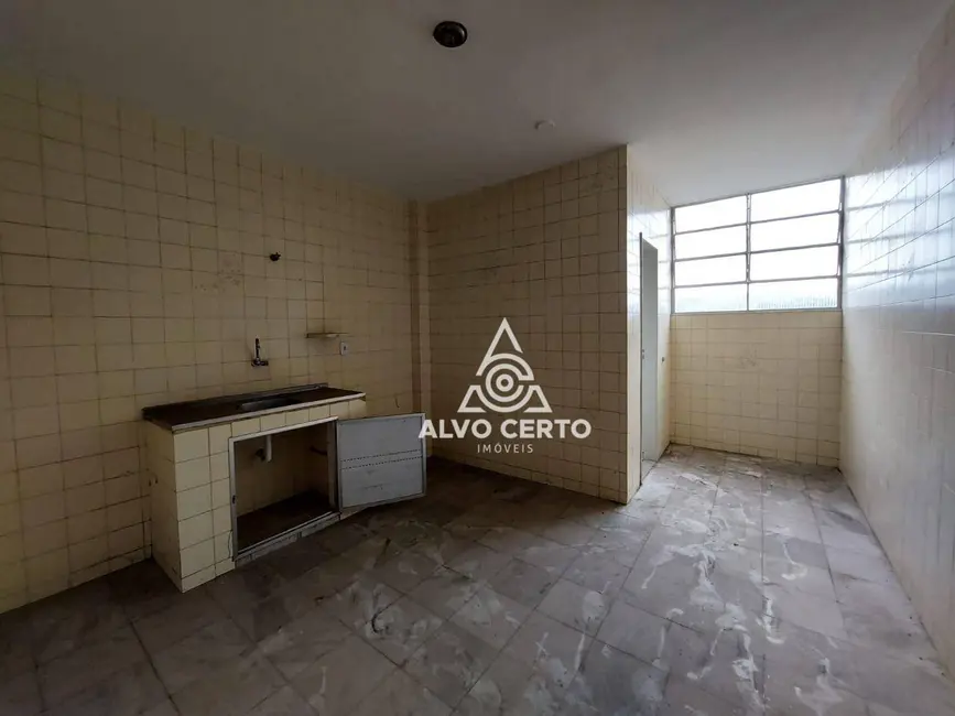 Cobertura com 2 quartos para alugar, 83m2 em Manoel Honório, Juiz De Fora - MG - imagem 5 Foto 5 de Cobertura com 2 quartos para alugar, 83m2 em Manoel Honório, Juiz De Fora - MG