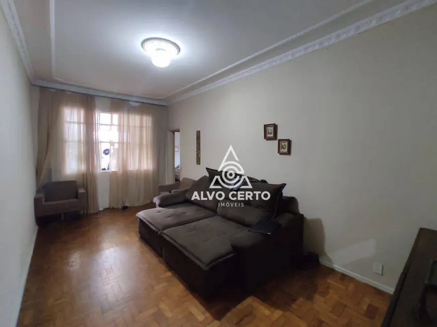 Foto 2 de Apartamento com 2 quartos à venda, 100m2 em Centro, Juiz De Fora - MG