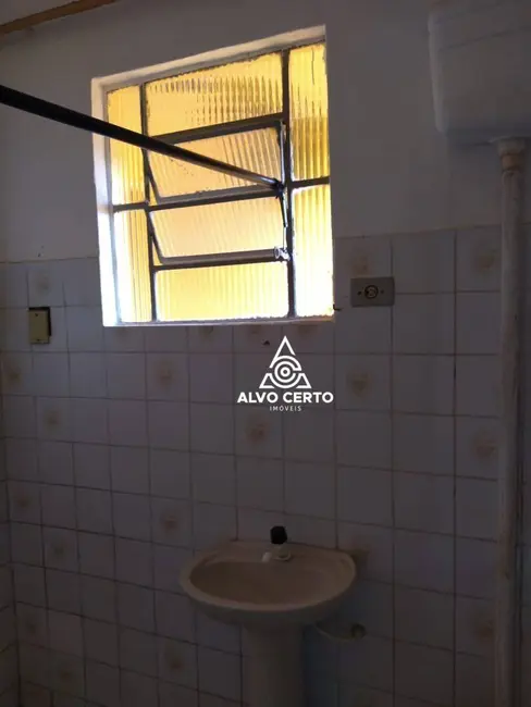 Casa de Condomínio com 1 quarto para alugar, 29m2 em São Tarcísio, Juiz De Fora - MG - imagem 5 Foto 5 de Casa de Condomínio com 1 quarto para alugar, 29m2 em São Tarcísio, Juiz De Fora - MG