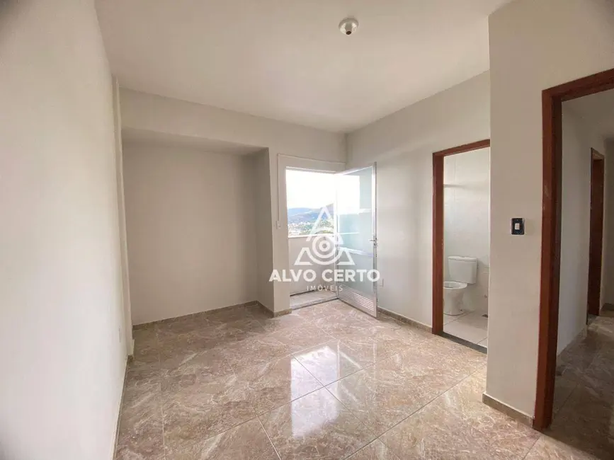 Apartamento com 2 quartos para alugar, 60m2 em Linhares, Juiz De Fora - MG - imagem 6 Foto 6 de Apartamento com 2 quartos para alugar, 60m2 em Linhares, Juiz De Fora - MG