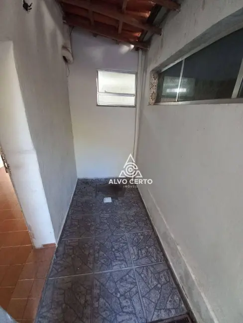 Casa com 2 quartos para alugar em Manoel Honório, Juiz De Fora - MG - imagem 9 Foto 9 de Casa com 2 quartos para alugar em Manoel Honório, Juiz De Fora - MG