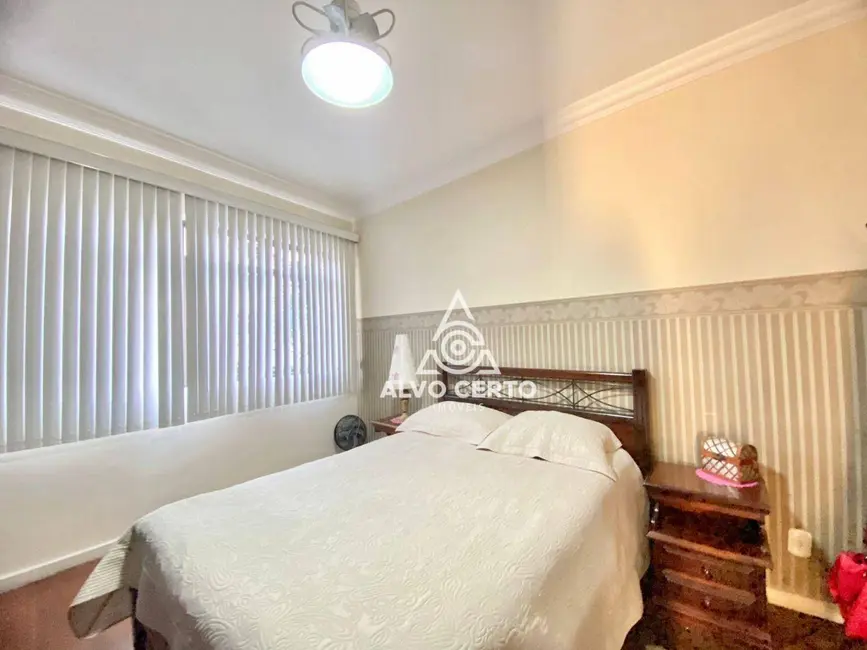 Apartamento com 3 quartos à venda, 120m2 em Juiz De Fora - MG - imagem 5 Foto 5 de Apartamento com 3 quartos à venda, 120m2 em Juiz De Fora - MG