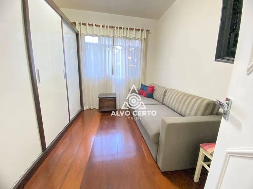 Apartamento com 3 quartos à venda, 120m2 em Juiz De Fora - MG - imagem 7 Foto 7 de Apartamento com 3 quartos à venda, 120m2 em Juiz De Fora - MG