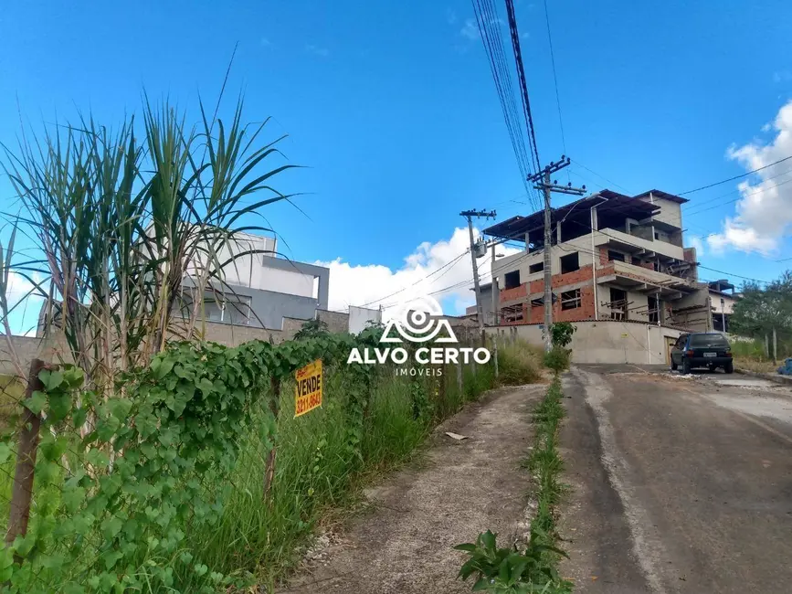 Terreno / Lote à venda, 360m2 em Quintas das Avenidas, Juiz De Fora - MG - imagem 3 Foto 3 de Terreno / Lote à venda, 360m2 em Quintas das Avenidas, Juiz De Fora - MG