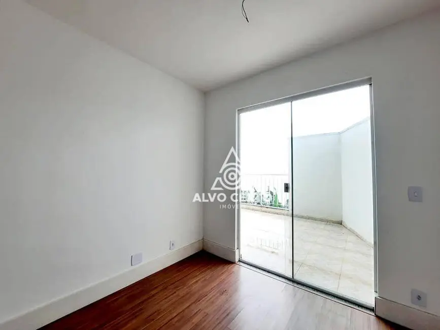 Apartamento com 2 quartos à venda, 77m2 em São Geraldo, Juiz De Fora - MG - imagem 3 Foto 3 de Apartamento com 2 quartos à venda, 77m2 em São Geraldo, Juiz De Fora - MG