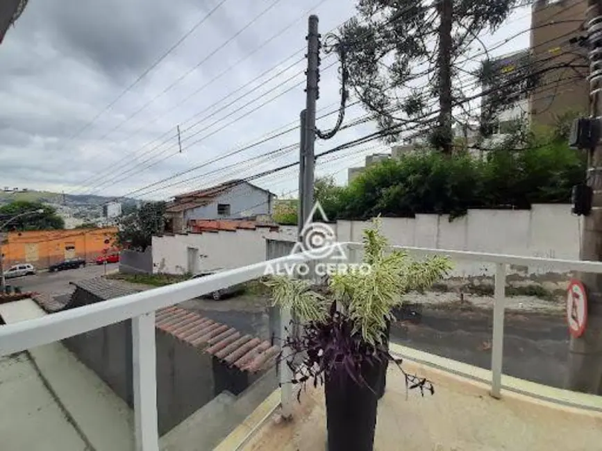 Kitnet com 1 quarto para alugar em Paineiras, Juiz De Fora - MG - imagem 3 Foto 3 de Kitnet com 1 quarto para alugar em Paineiras, Juiz De Fora - MG