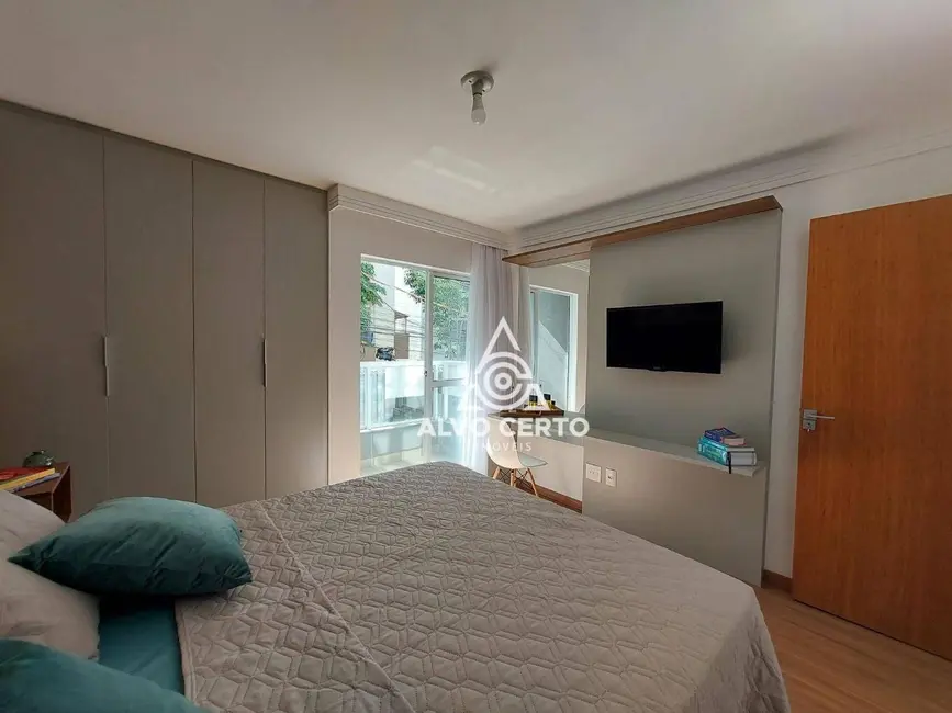 Apartamento com 2 quartos à venda, 61m2 em Juiz De Fora - MG - imagem 8 Foto 8 de Apartamento com 2 quartos à venda, 61m2 em Juiz De Fora - MG