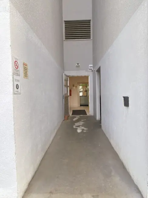 Foto 2 de Apartamento com 1 quarto para alugar em Previdenciários, Juiz De Fora - MG