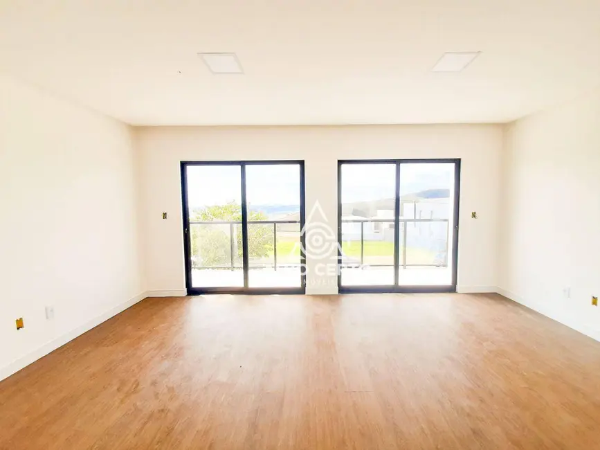 Foto 5 de Casa de Condomínio com 4 quartos à venda, 450m2 em Juiz De Fora - MG