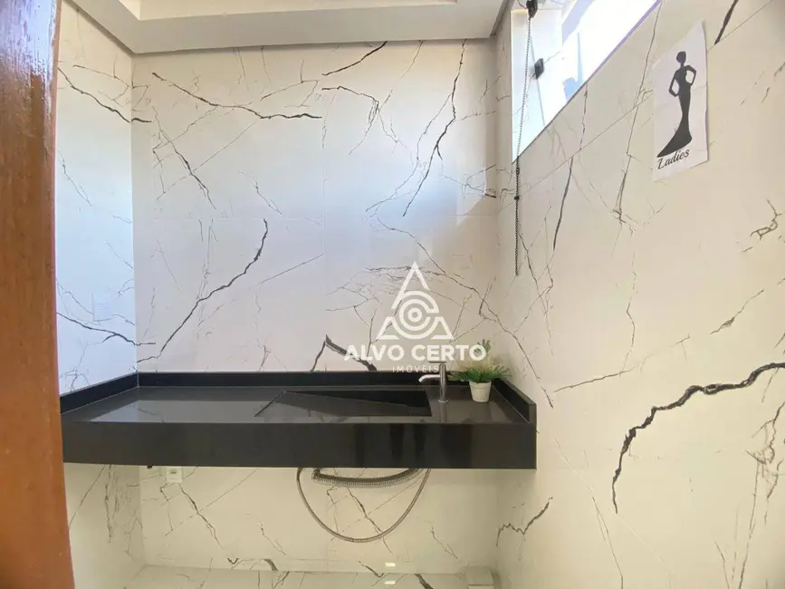 Loja para alugar, 180m2 em Benfica, Juiz De Fora - MG - imagem 8 Foto 8 de Loja para alugar, 180m2 em Benfica, Juiz De Fora - MG