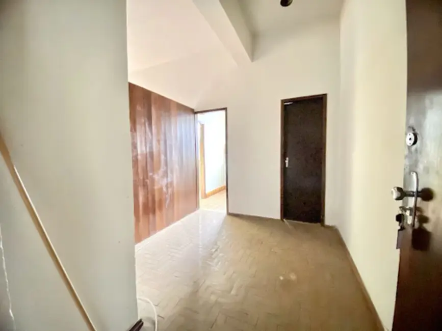 Apartamento com 1 quarto para alugar em São Bernardo, Juiz De Fora - MG - imagem 4 Foto 4 de Apartamento com 1 quarto para alugar em São Bernardo, Juiz De Fora - MG