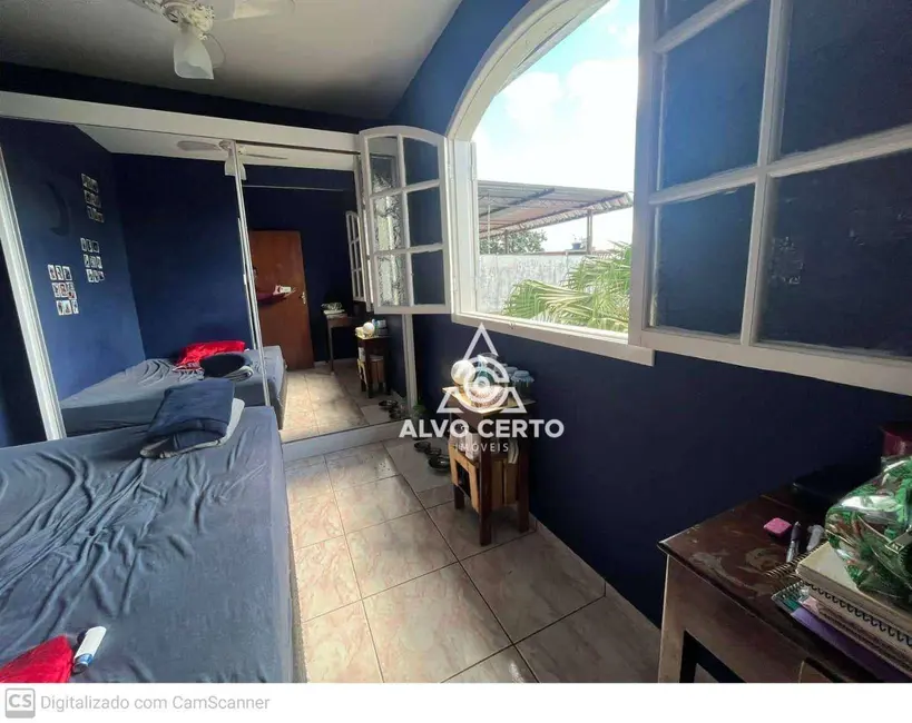 Foto 3 de Sobrado com 3 quartos à venda, 300m2 em Novo Triunfo, Juiz De Fora - MG