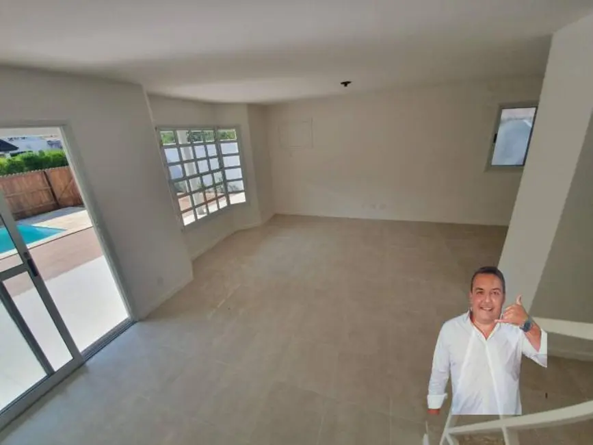 Casa com 4 quartos à venda, 188m2 em Recreio dos Bandeirantes, Rio De Janeiro - RJ - imagem 8 Foto 8 de Casa com 4 quartos à venda, 188m2 em Recreio dos Bandeirantes, Rio De Janeiro - RJ