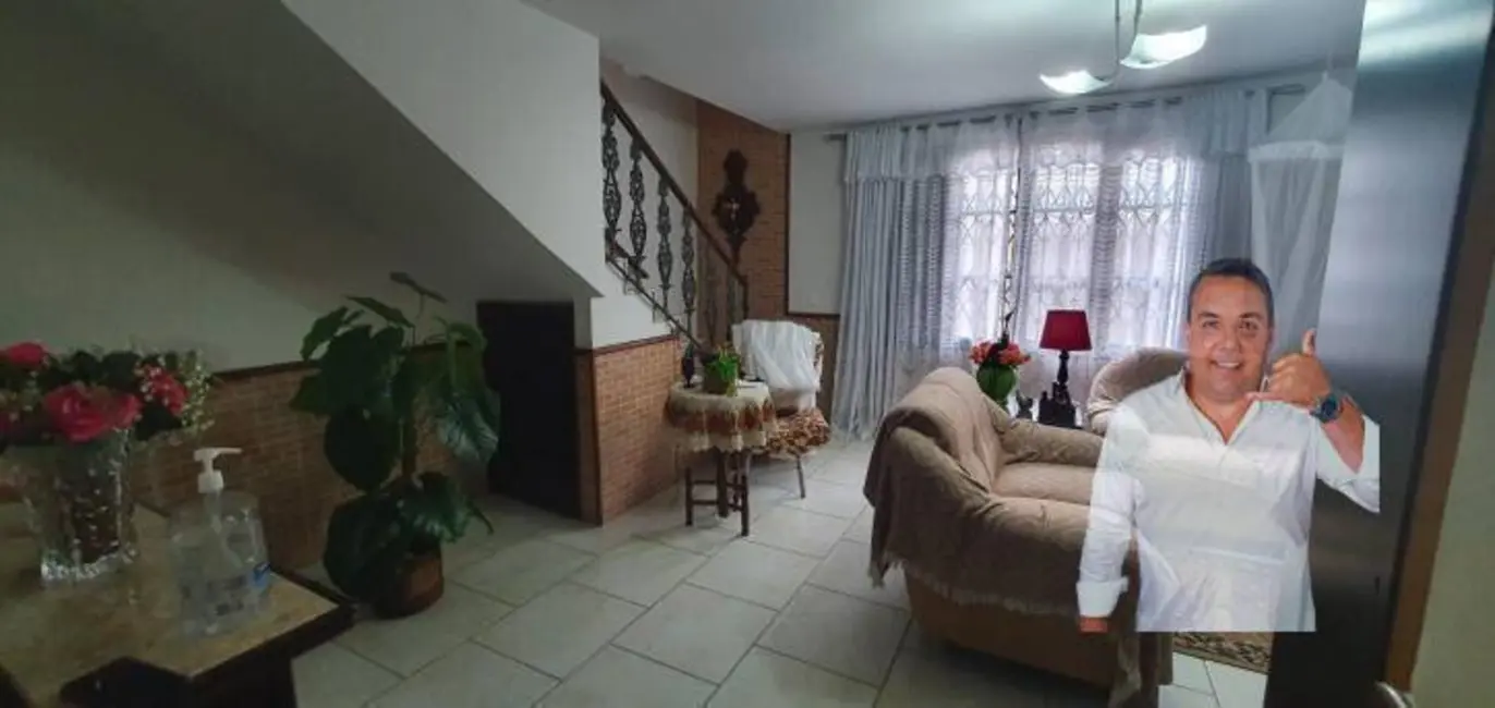 Foto 2 de Casa com 4 quartos à venda, 145m2 em Taquara, Rio De Janeiro - RJ