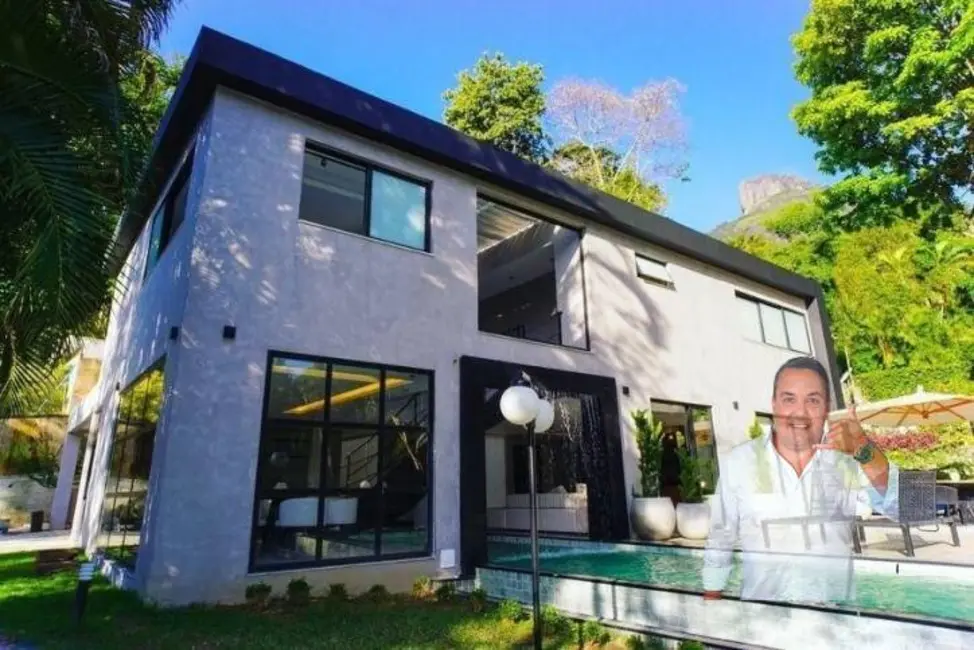 Casa com 4 quartos à venda, 470m2 em Itanhangá, Rio De Janeiro - RJ - imagem 6 Foto 6 de Casa com 4 quartos à venda, 470m2 em Itanhangá, Rio De Janeiro - RJ