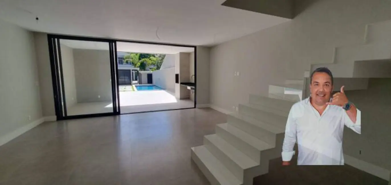 Casa com 4 quartos à venda, 320m2 em Barra da Tijuca, Rio De Janeiro - RJ - imagem 9 Foto 9 de Casa com 4 quartos à venda, 320m2 em Barra da Tijuca, Rio De Janeiro - RJ