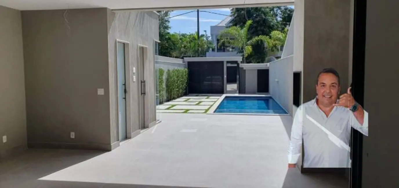 Casa com 4 quartos à venda, 320m2 em Barra da Tijuca, Rio De Janeiro - RJ - imagem 8 Foto 8 de Casa com 4 quartos à venda, 320m2 em Barra da Tijuca, Rio De Janeiro - RJ
