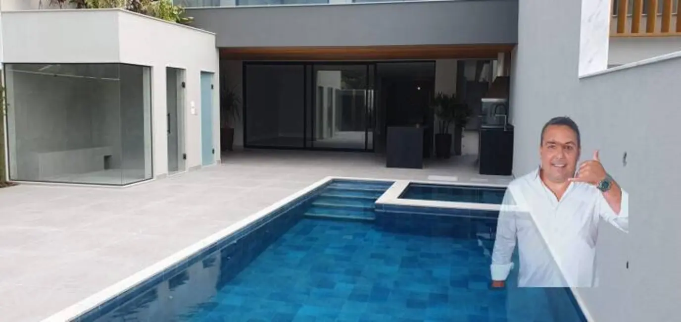 Casa com 5 quartos à venda, 420m2 em Barra da Tijuca, Rio De Janeiro - RJ - imagem 3 Foto 3 de Casa com 5 quartos à venda, 420m2 em Barra da Tijuca, Rio De Janeiro - RJ