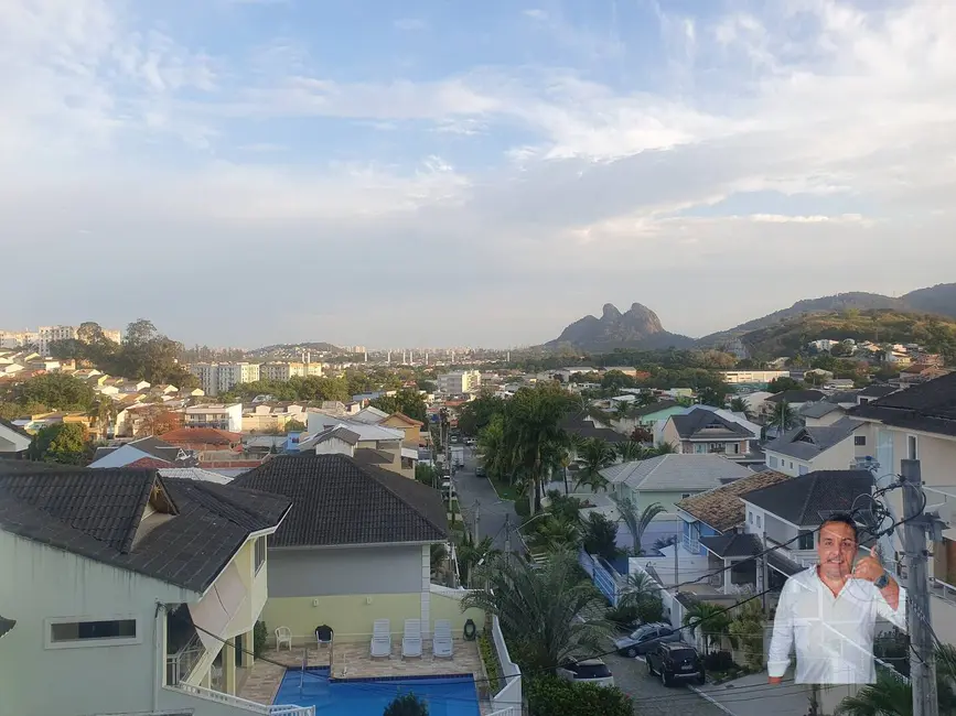 Casa com 3 quartos à venda e para alugar, 332m2 em Jacarepaguá, Rio De Janeiro - RJ - imagem 3 Foto 3 de Casa com 3 quartos à venda e para alugar, 332m2 em Jacarepaguá, Rio De Janeiro - RJ