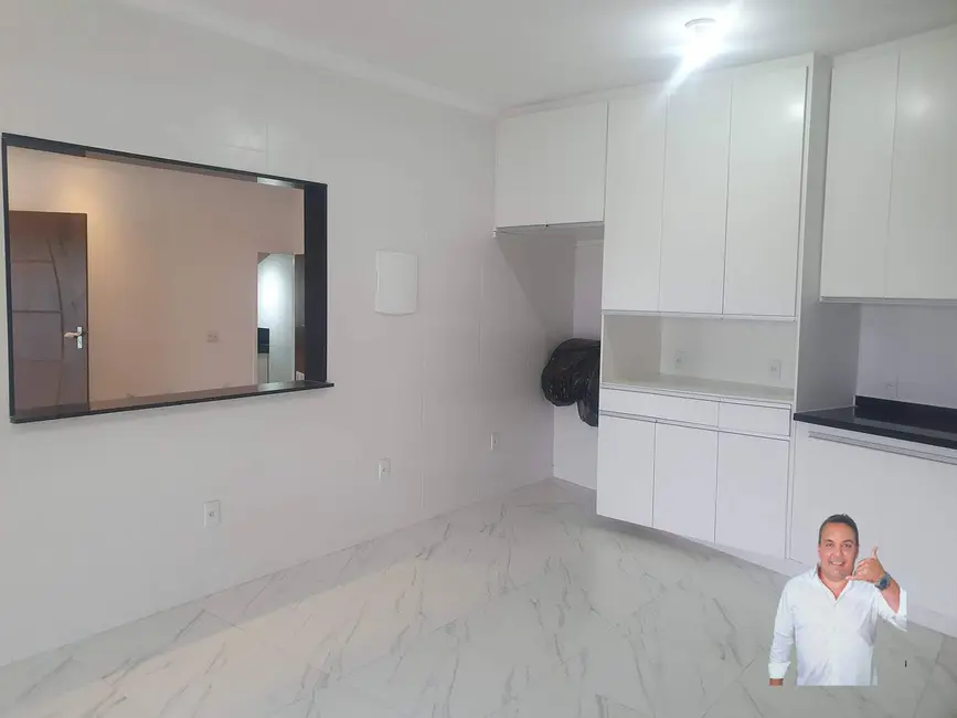 Casa com 3 quartos à venda e para alugar, 332m2 em Jacarepaguá, Rio De Janeiro - RJ - imagem 8 Foto 8 de Casa com 3 quartos à venda e para alugar, 332m2 em Jacarepaguá, Rio De Janeiro - RJ