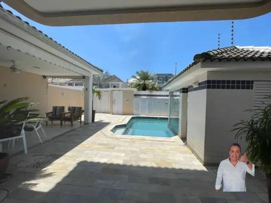 Casa com 4 quartos à venda, 275m2 em Recreio dos Bandeirantes, Rio De Janeiro - RJ - imagem 3 Foto 3 de Casa com 4 quartos à venda, 275m2 em Recreio dos Bandeirantes, Rio De Janeiro - RJ