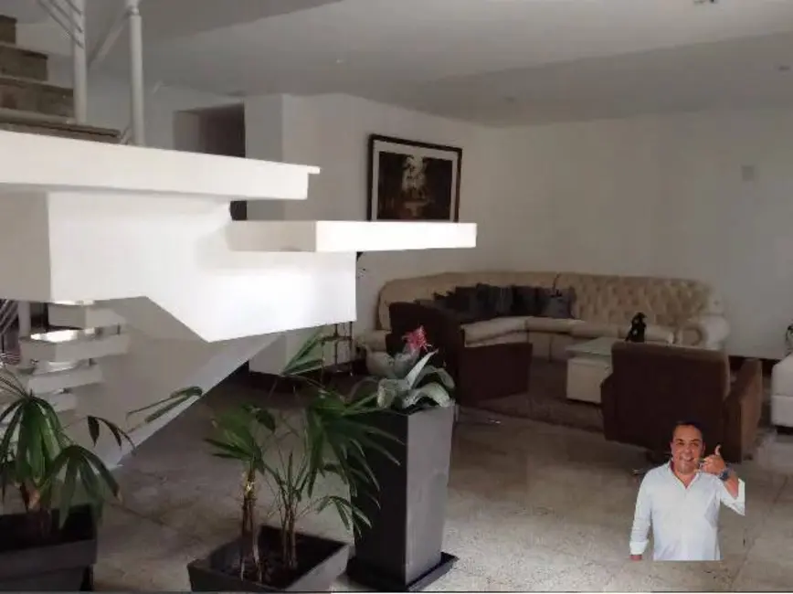 Casa com 4 quartos à venda, 600m2 em Recreio dos Bandeirantes, Rio De Janeiro - RJ - imagem 4 Foto 4 de Casa com 4 quartos à venda, 600m2 em Recreio dos Bandeirantes, Rio De Janeiro - RJ