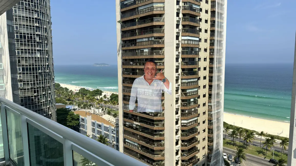 Foto 3 de Apartamento com 2 quartos à venda, 72m2 em Barra da Tijuca, Rio De Janeiro - RJ